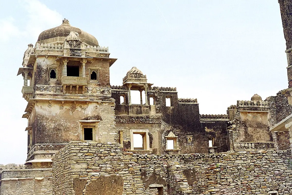 Rajasthan weather and landscapes by season