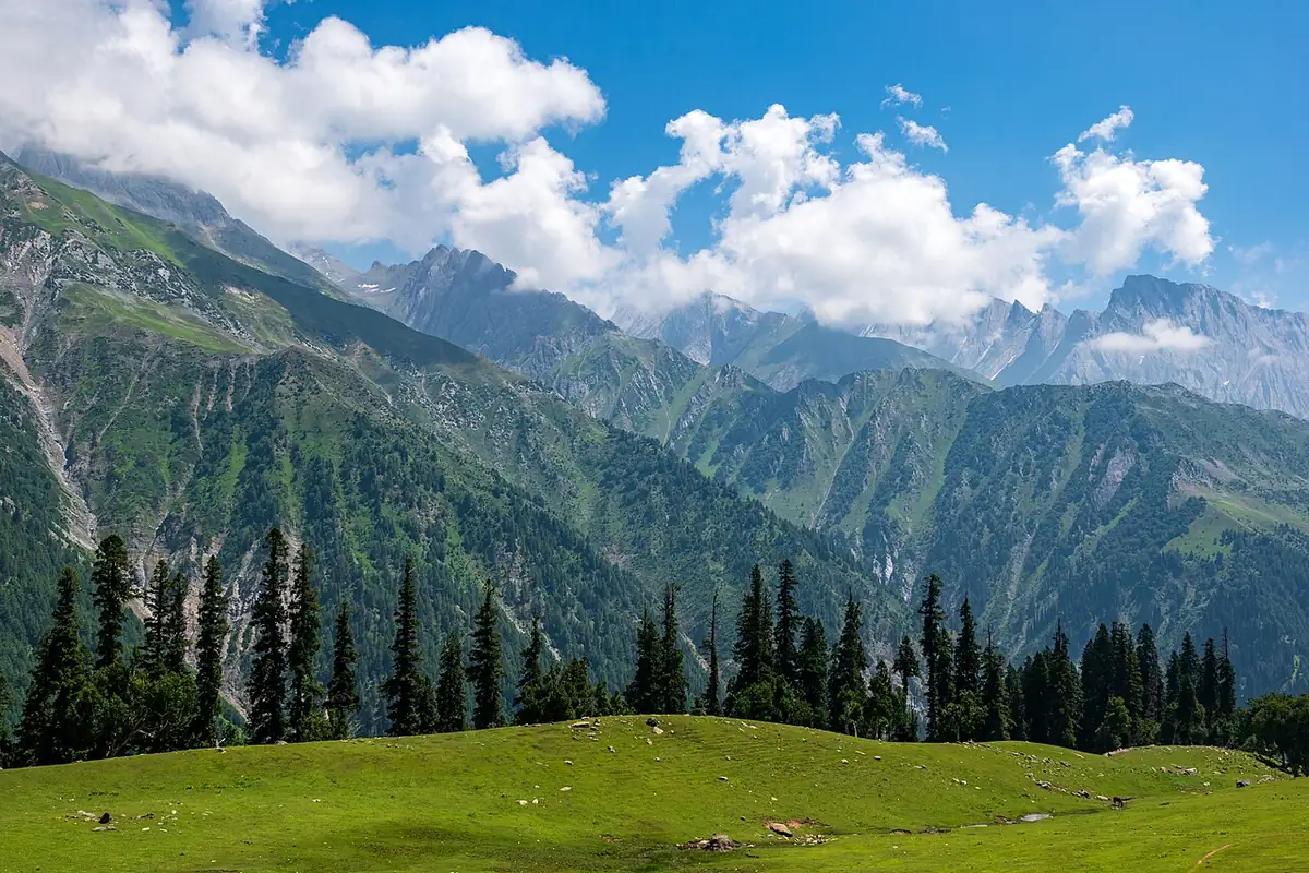 Kashmir — travel guide for Indian travellers